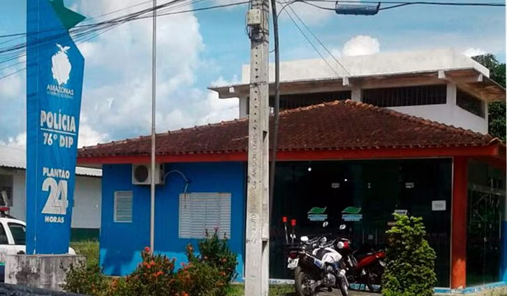 Policial é suspeito de fazer sexo com cinco detentos dentro de cela