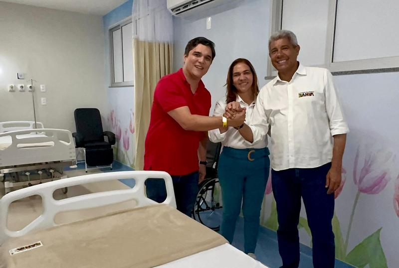 Vitor Bonfim destina R$ 500 mil para saúde de Guanambi e governador agradece parceria com o deputado