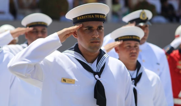 Carreira na Marinha: saiba qual é a remuneração de cada patente e como conquistar uma vaga