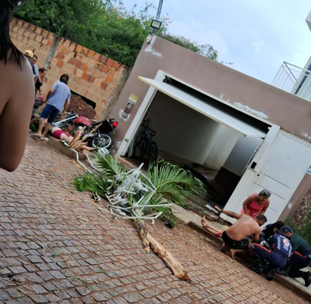 Moradores da Avenida Horácio José Santos, na bronca com a SMTT por falta de “quebra-molas”.
