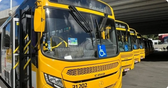Ônibus feminino? Vereador propõe criação de linhas de ônibus prioritárias para mulheres em Salvador 