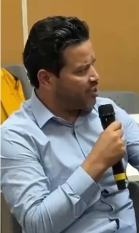 Vereador do União Brasil declara apoio a Jerônimo Rodrigues após articulação de Vitor Bonfim