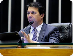 Arthur Maia não consegue reeleição e fica fora da bancada baiana na Câmara Federal