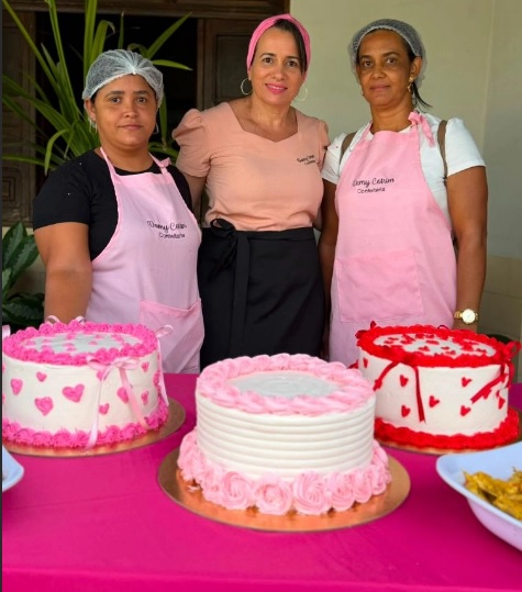 Alunas do Empreender Mulher promoveram uma tarde de beleza e solidariedade na Associação Luiza de Marillac
