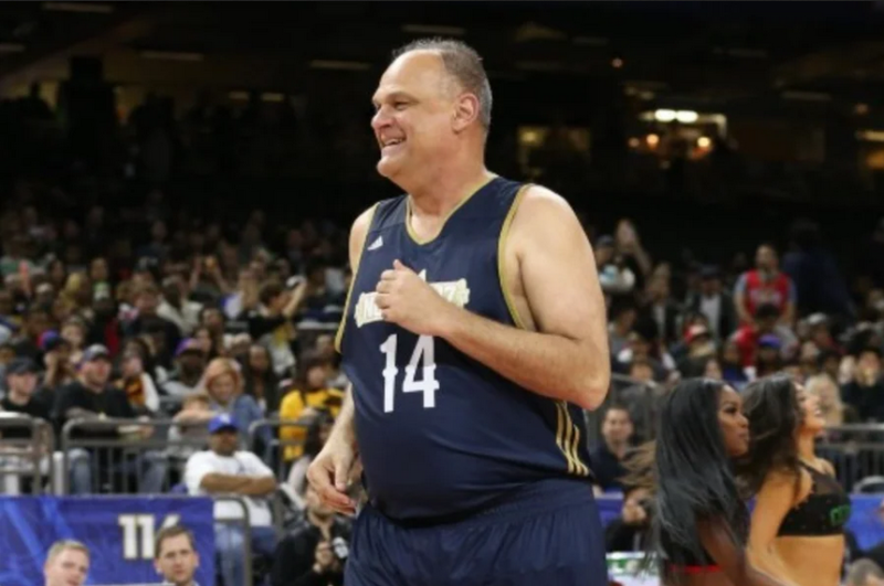 Morre Oscar Schmidt, lenda do basquete brasileiro, aos 68 anos