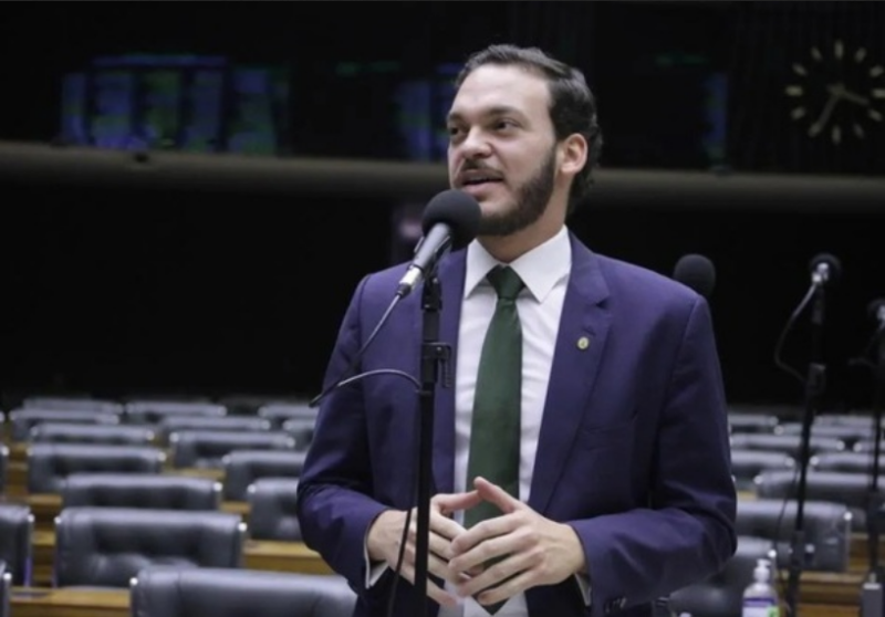 Ex-deputado Uldurico Júnior é alvo de buscas em investigação sobre corrupção eleitoral