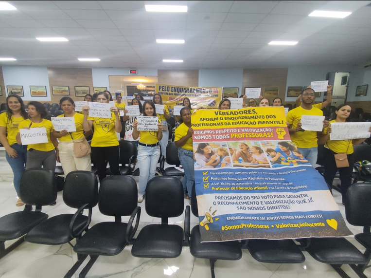 Cuidadoras voltam à Câmara de Brumado e pressionam por cumprimento de lei federal