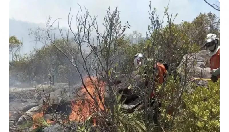 Em Ituaçu, incêndio é provocado por raio: ‘Prejuízos incalculáveis’, diz prefeito